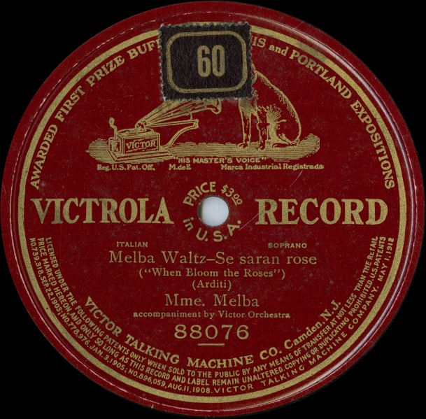 File:Victrola-88076-c4356.jpg