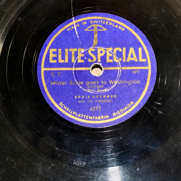 File:Elte special-4272-2673-spu1.jpg